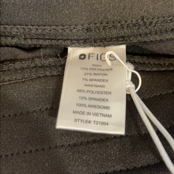 FIGS- Kade Cargo Pants- Women’s Small - Black - Picture 5 of 6